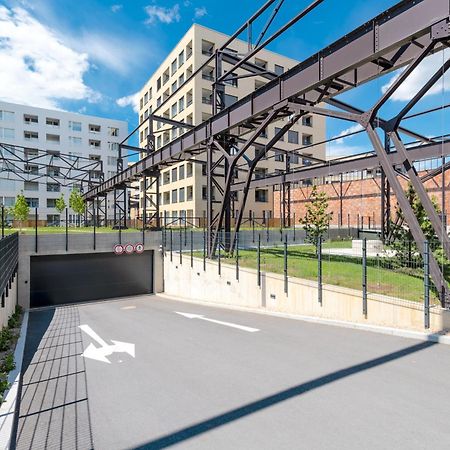 Апартаменты Bright 2Br - 7Th Floor, Balcony, Free Parking By Gravity Прага Экстерьер фото