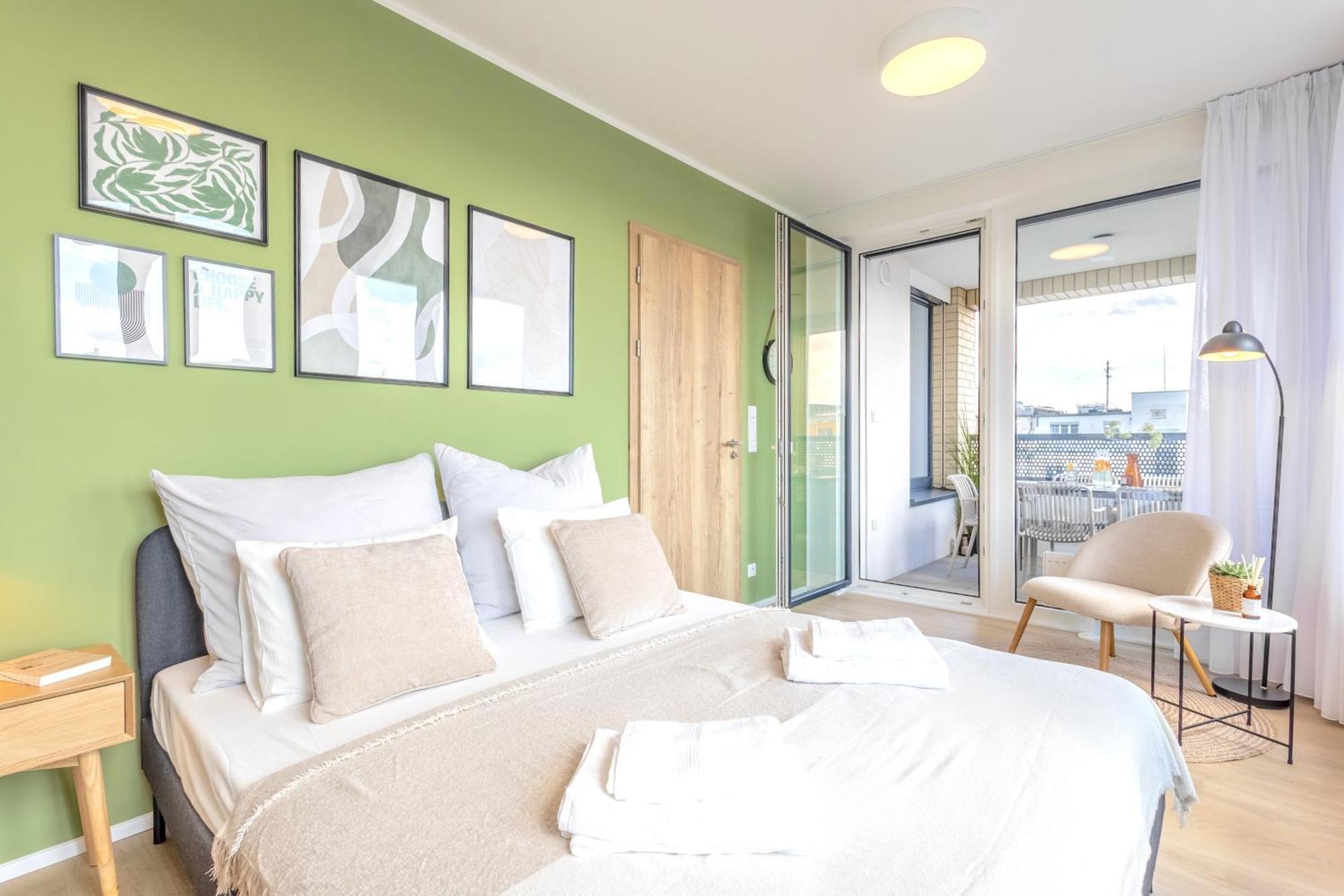 Апартаменты Bright 2Br - 7Th Floor, Balcony, Free Parking By Gravity Прага Экстерьер фото