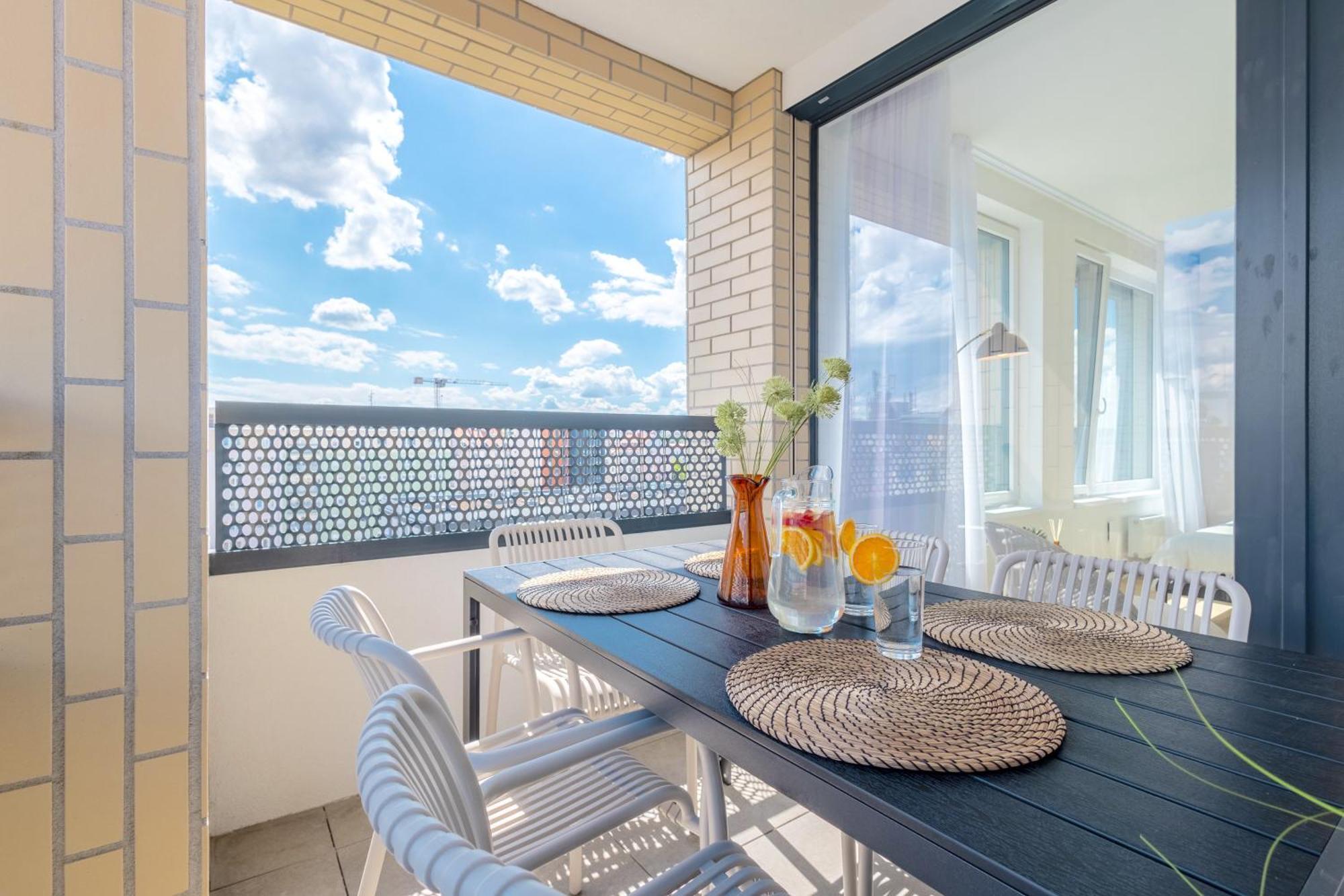 Апартаменты Bright 2Br - 7Th Floor, Balcony, Free Parking By Gravity Прага Экстерьер фото