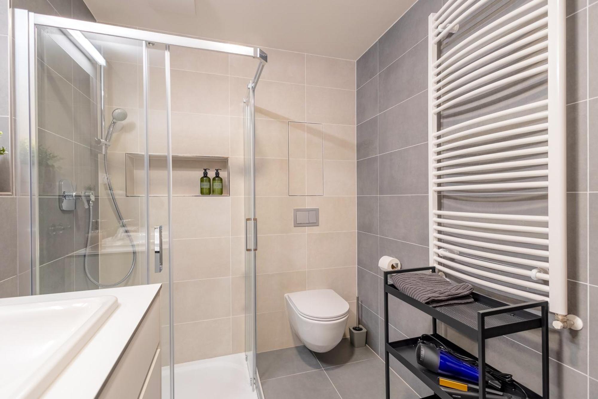 Апартаменты Bright 2Br - 7Th Floor, Balcony, Free Parking By Gravity Прага Экстерьер фото