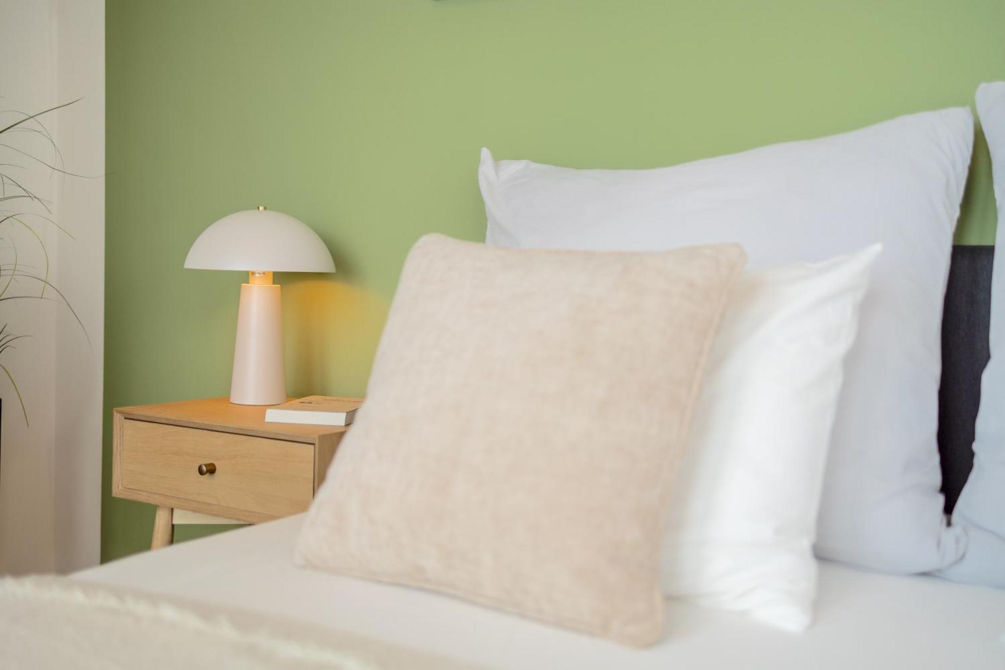 Апартаменты Bright 2Br - 7Th Floor, Balcony, Free Parking By Gravity Прага Экстерьер фото